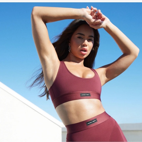 SAVAGE x Fenty by Rihana Lineup low-impact sport bra in Red Cocoa. Size … - Picture 1 of 9